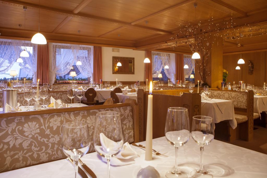 Hotel Ingram Selva di Val Gardena Esterno foto